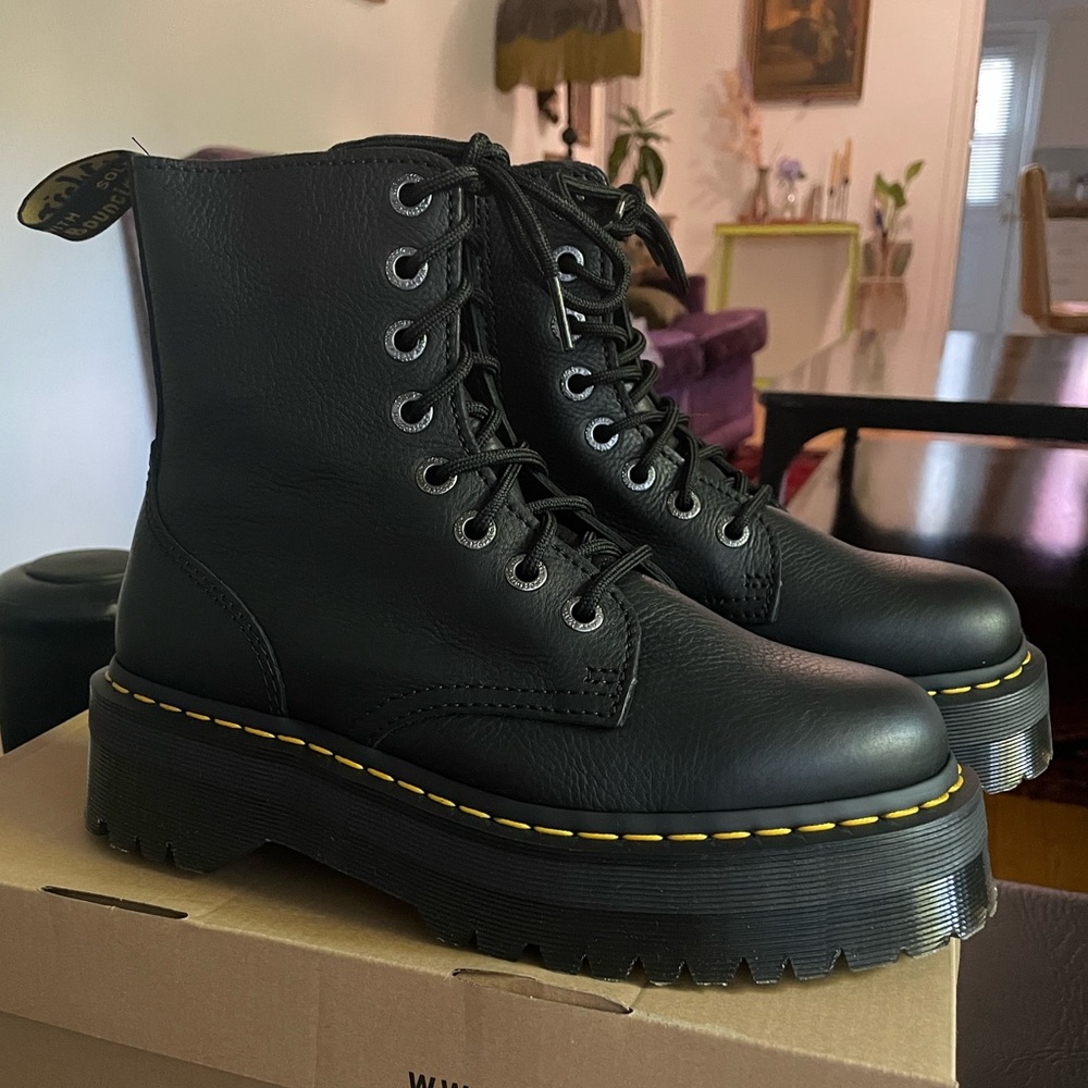 Dr. Martens Jadon III Pisa (39)